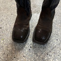 Like new Cody James Work boots size 9D
