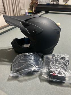 Kids MX / Dirt Bike Helmet (L)