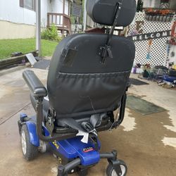 Battery Powered Roll-about