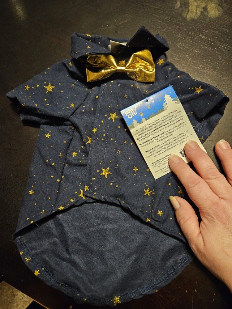 Brand New Dog Shirt/Clothes Size Medium.