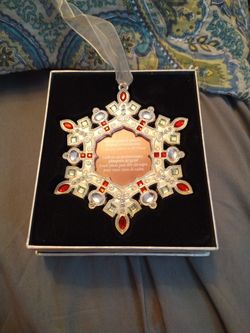 Ornament Silver Plate