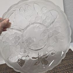 Glass chip and dip platter