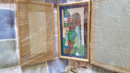 Salvadorean frame