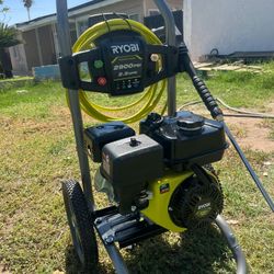 RYOBI
2900 PSI 2.5 GPM Cold Water Gas Pressure Washer with 212cc Engine