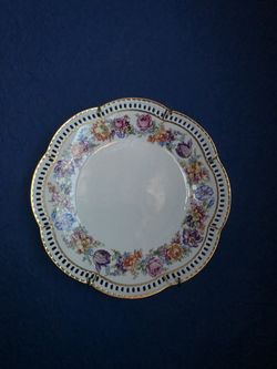 Reticulated Floral Cabinet Plate, Pierced Rim, Gilt Trim