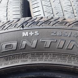 285/40R21Continental 