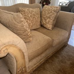 Traditional Cream Paisley Couch – Fair Condition