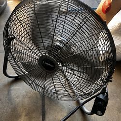Fan metal