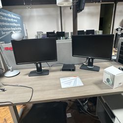 Dell And LG Computer Monitors 