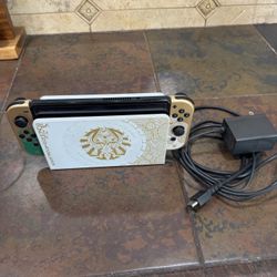 Nintendo Switch OLED Zelda Edition