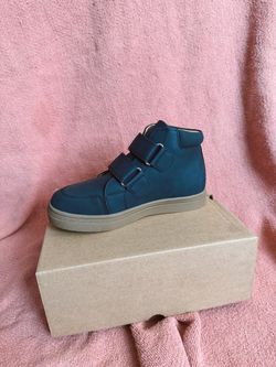 Boys navy boots