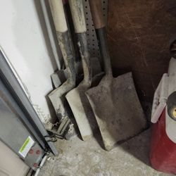 Shovels 