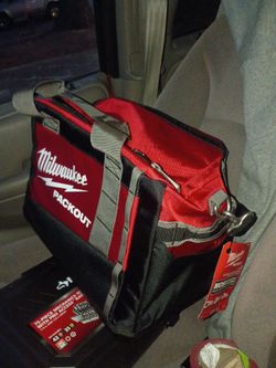 MILWAUKEE PACKOUT 15" TOOL BAG