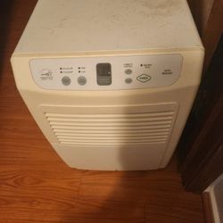 GE Dehumidifier 