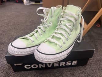 Converse Chuck Taylor High Top Sneakers