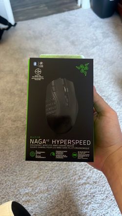 Razer Naga V2 HyperSpeed Wireless Gaming Mouse