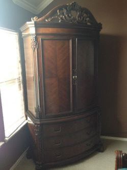 pulaski foxcroft armoire