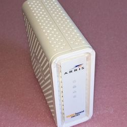 Arris Surfboard SB6183