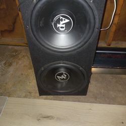 2 /12 Speaker and 2 amp And Flip down t v