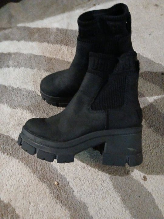 Ugg Brooklyn Chelsea Boots