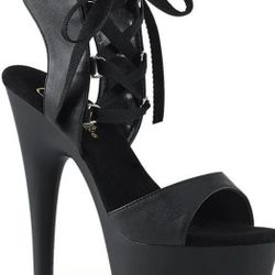 BLACK PLEASURE HEELS