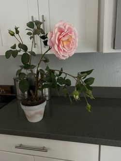 Pretty & Large Faux Pink Flower Decor
