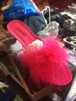 New sexy hot pink heels from Fredricks size 7