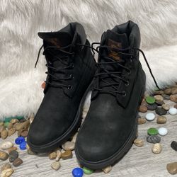 TIMBERLAND 6 INCH CLASSIC BOOT - KIDS' youth size 4.5 