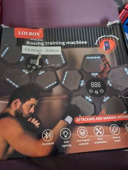 Boxing training machine