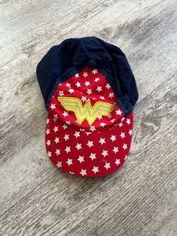 Wonder Woman hat