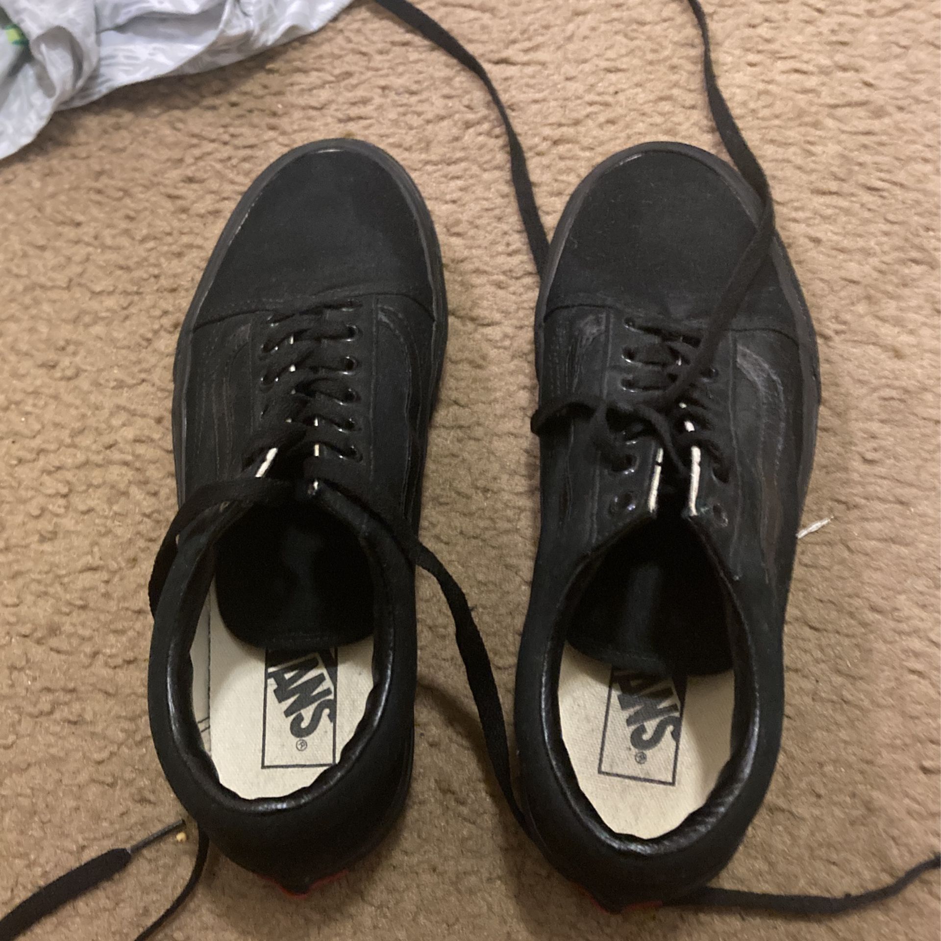 black size 8 Vans off the wall Old skool wide only used a couple times