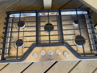 Gas cooktop