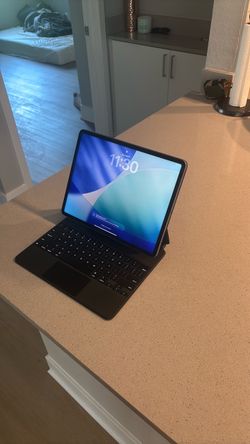 iPad 9th Generation Excellent Condition Case Included