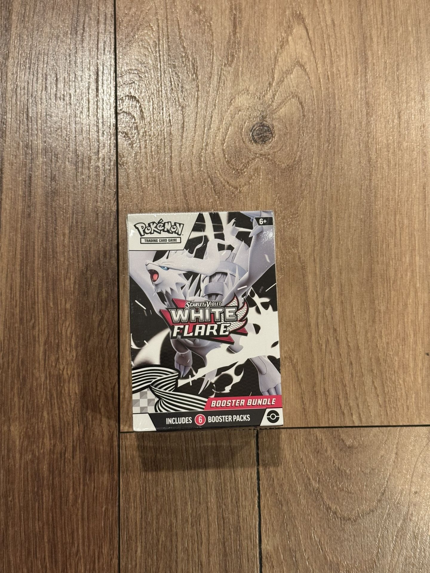Pokemon White Flare Booster Bundle
