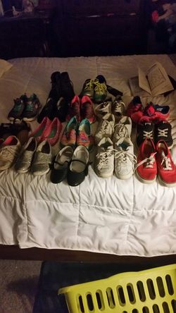 Bundle of girls shoes 15 pairs