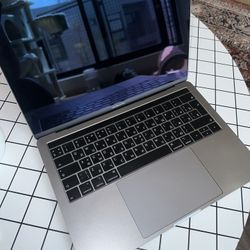 MacBook Pro 13 Inch Mid 2019 for Sale in Los Angeles, CA - OfferUp