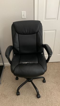 Ergonomic Executive Office Chair / Desk Chair - Black Faux Leather
