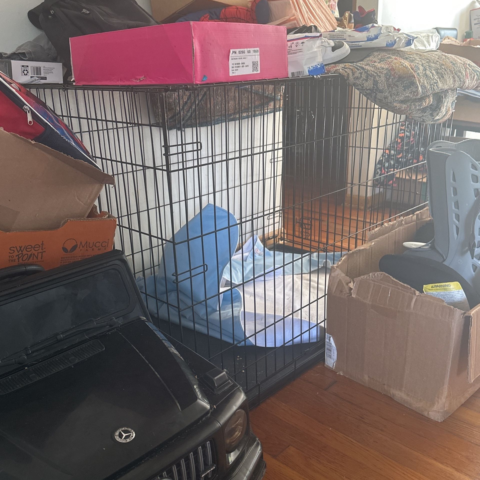 Brand New Large Dog Cage 