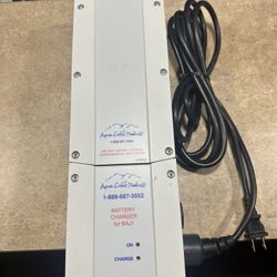 Aqua Creek Products Battery With Charger 