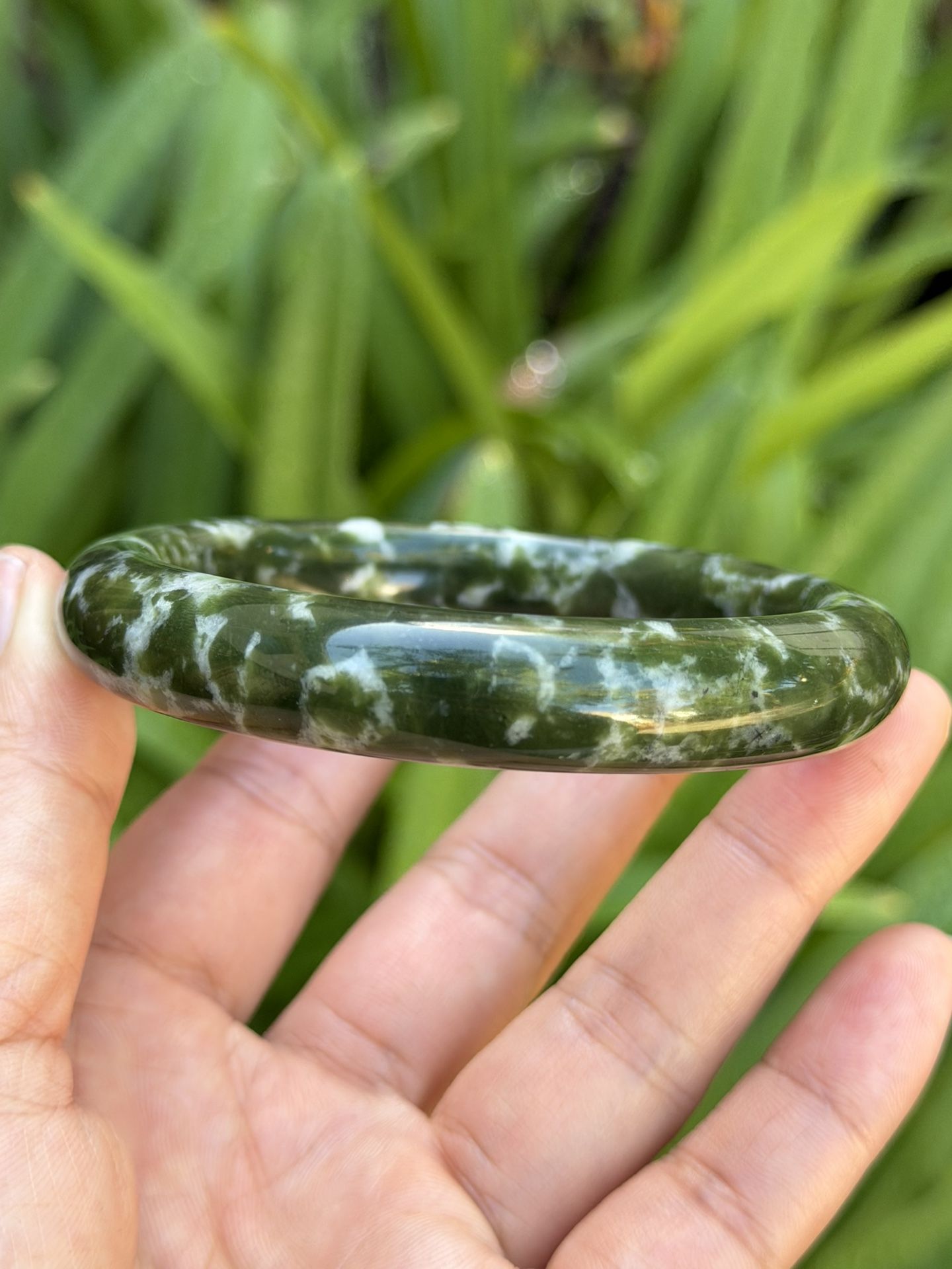 62.5mm Inner Diameter Green Xiuyu Jade Bangle