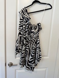 Steve Madden Zebra One-Shoulder Mini Dress – Size M