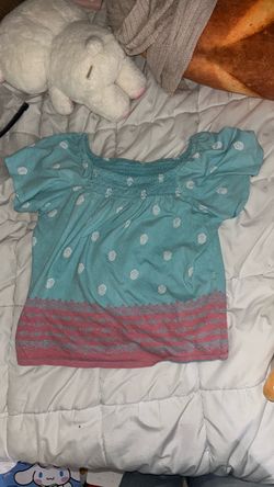 girls blue and pink shirt.