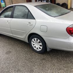 Toytoa Camry Parting Out. 