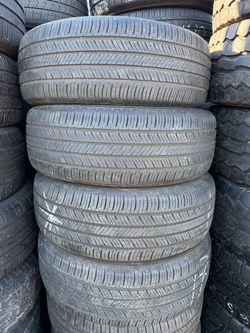 215/60r17 Hankoon tires en excelentes condiciones de vida las 4
