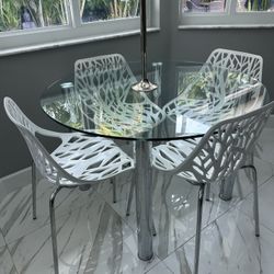 Dining Room Table 