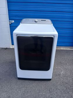 Samsung Dryer Large Capacity On Great Working Condition
