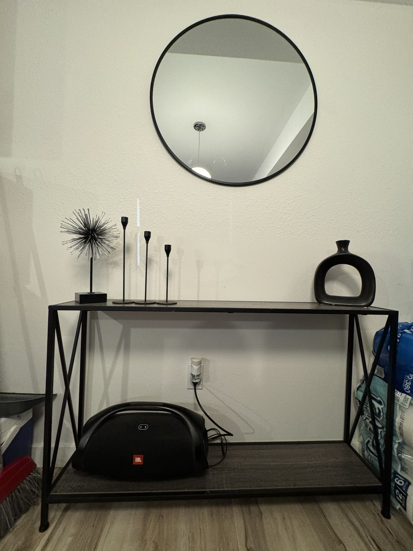 Console table