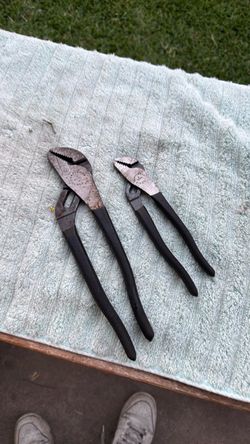 Craftsman pliers