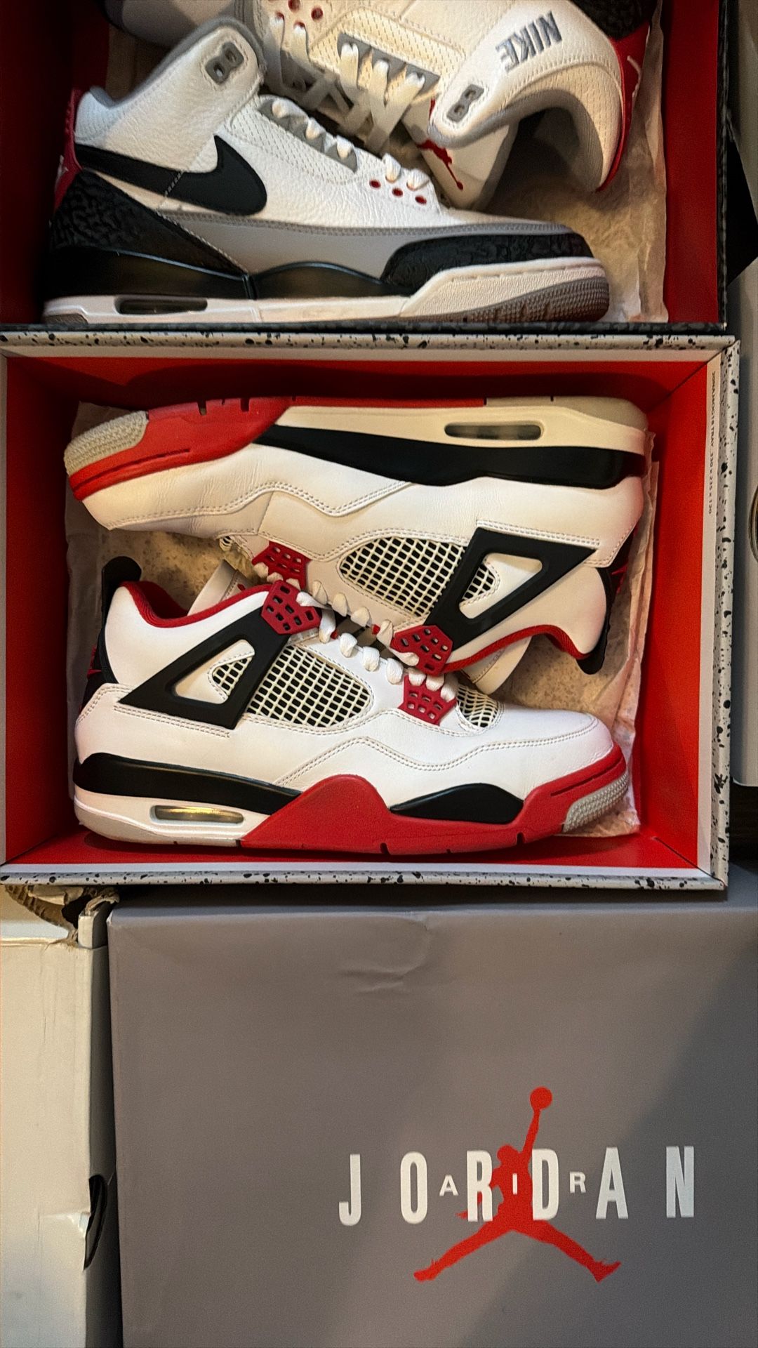 Fire Red 4s Jordans