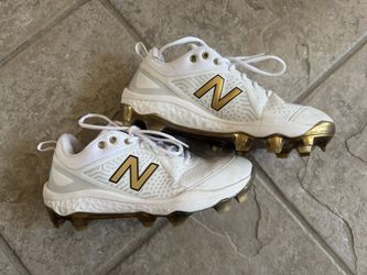 New Balance Girls Soccer Cleats
